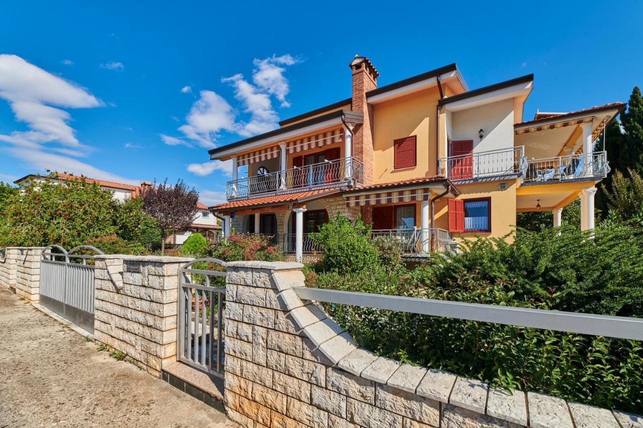 Haus Ana Lejlighed Poreč Eksteriør billede